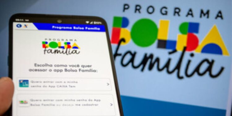 Saque antecipado do Bolsa Família foi autorizado para todos os beneficiários nesta segunda-feira (06/05)? Saiba agora