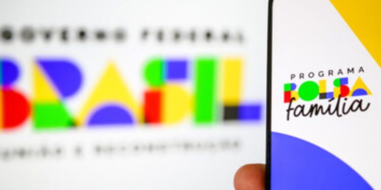 CAIXA revoluciona e anuncia NOVO MÉTODO de saque do Bolsa Família; veja como fazer
