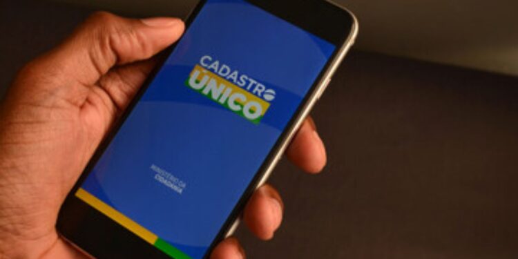 O que significa a mensagem verde no aplicativo do Cadastro Único? Veja aqui