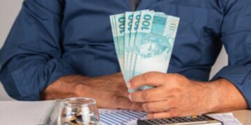 Inscritos no CadÚnico poderão receber crédito de até R$ 21 MIL; veja como destravar o benefício