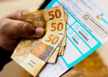 Aneel emite COMUNICADO sobre a Conta de Energia e brasileiros SE DESESPERAM