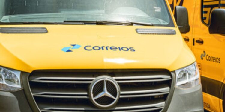 Veja como doar HOJE (15/05) para o RS pelas agências dos Correios