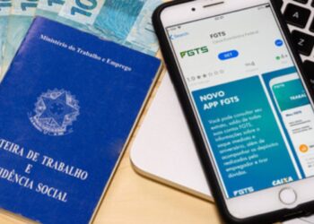 MUDANÇA no FGTS pega trabalhadores de surpresa! Empréstimos podem substituir Saque-Aniversário; entenda
