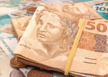 Atenção, idosos 60 mais! Governo está liberando BÔNUS de R$266; saiba como ter acesso