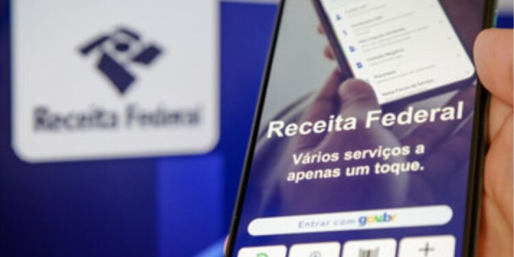 Pagamento da Restituição do Imposto de Renda 2024 tem data REVELADA; depósito ocorrerá na segunda-feira (06/05)? Confira!