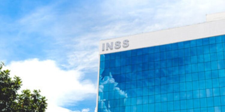 INSS libera pagamento do 13º SALÁRIO do INSS para NOVO GRUPO nesta quinta-feira (02/05)