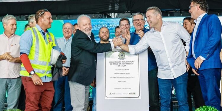 Lula garante menos trânsito com inauguração de obra; acompanhe os detalhes