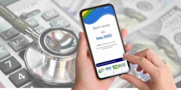 Boa notícia do INSS para quem quer se APOSENTAR com 55 anos! Confira