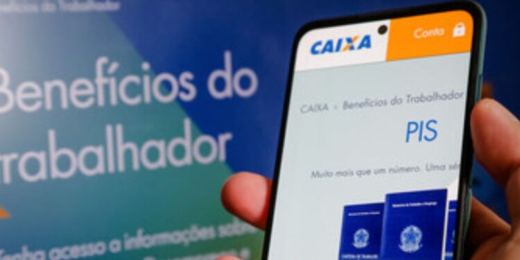 Bônus SURPRESA: Trabalhadores com conta na Caixa e Banco do Brasil recebem benefício do Governo; confira!