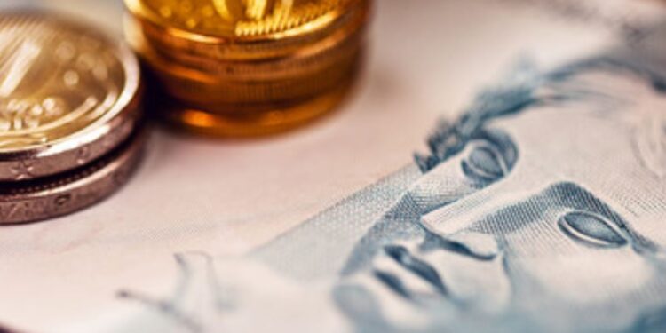 Não perca! Saiba como idosos podem RESGATAR dinheiro do trabalho antes de 1988 com o Banco do Brasil