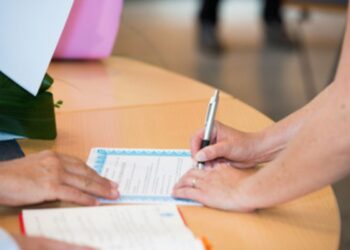 Mutirão oferece registro civil para brasileiros até sexta-feira (17/05)