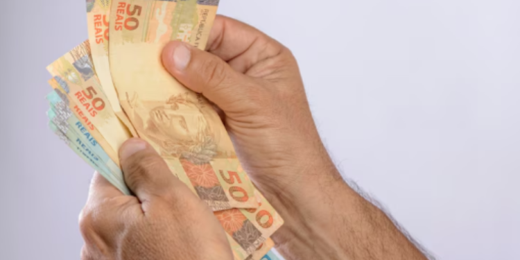 Veja Como Idosos de 60+ Podem Resgatar Cotas do PIS/PASEP e Ganhar Mais de R$ 1 Mil!