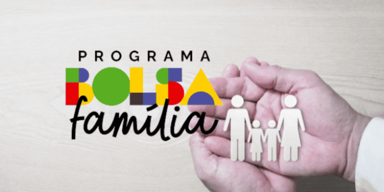 Quase 200 MIL famílias foram incluídas no Bolsa Família este mês; Veja se você faz parte da lista