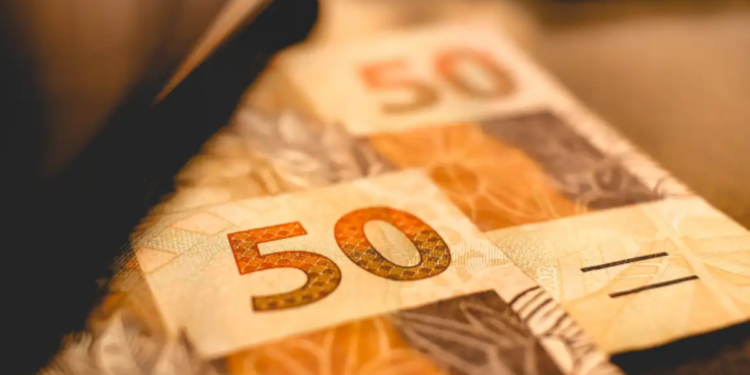 Beneficiários do Bolsa Família já podem solicitar o EMPRÉSTIMO no valor de R$ R$ 20.900,00?