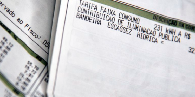 Governo LANÇOU Programa que oferece Contas GRATUITAS para famílias de baixa renda e desempregados