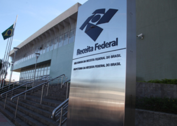 Receita Federal emite COMUNICADO URGENTE para brasileiros; confira