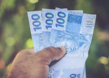 Auxílio-Inclusão garante o pagamento de meio salário mínimo todos os meses; veja quem tem direito