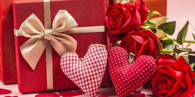 Dia dos Namorados chegando, mas nem tudo é alegria; veja como não cair em GOLPES nas compras