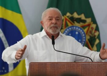 Lula fala sobre aumento no salário mínimo