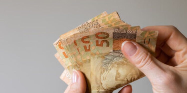 Governo Federal Acaba de Anunciar quem Poderá Receber pelo menos R$ 700 de Auxílio Extra