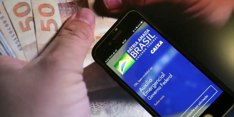 Auxílio Emergencial é liberado para mais de 540 cidades em Junho; confira lista e valor