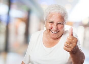 Idosos com mais de 60 Anos têm ISENÇÃO de Contas