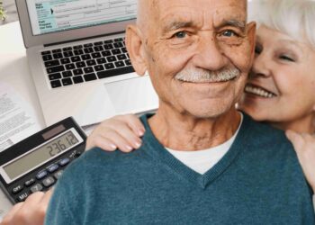 Idosos com 60 anos ou MAIS podem garantir HOJE R$ 367,89 do Governo; descubra como