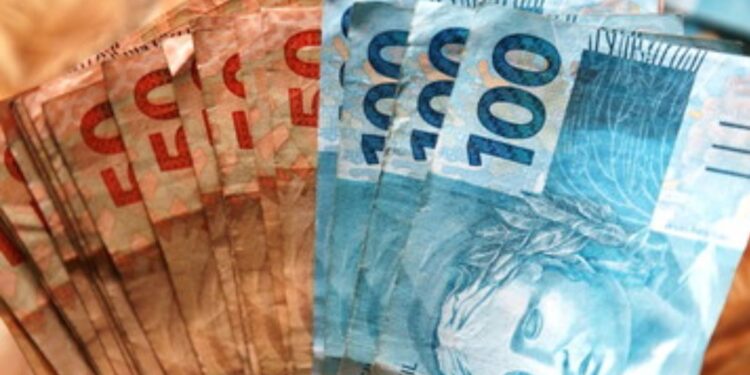 Governo Federal Libera Pagamento de 12 parcelas R$ 1.000 Para ESTES Brasileiros – Descubra se Você Recebe