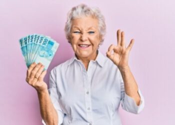 Governo Libera Pagamento EXTRA Sem Cartão para Idosos. Valores Podem Passar de R$ 1.800; confira