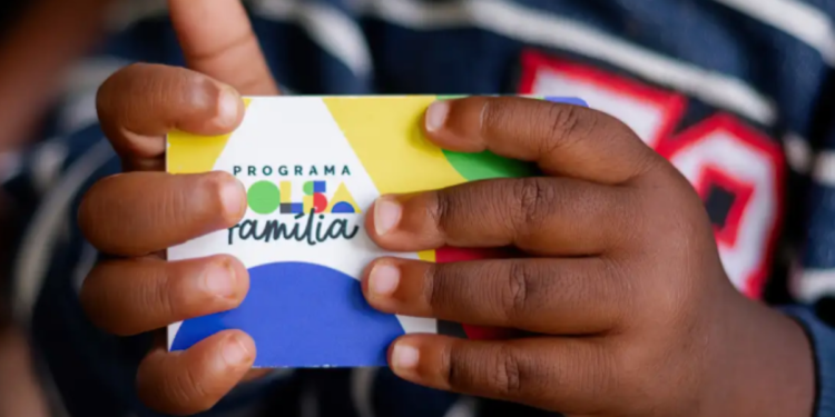 Como é realizada a visita domiciliar do Bolsa Família?