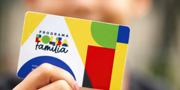 Atualização nas Regras do Bolsa Família? Descubra HOJE (23/07) como evitar o CANCELAMENTO AUTOMÁTICO