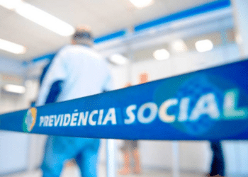 Surpresa de Julho! INSS libera 13º Salário - Descubra se você está na lista!