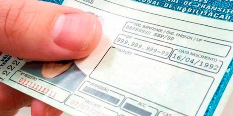 Emissão da CNH Gratuita para brasileiros de baixa renda; confira os detalhes