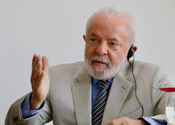 Lula e Benefícios Sociais