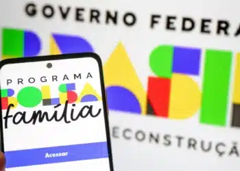 PAUSA no Bolsa Família em Julho? Governo EXPLICA