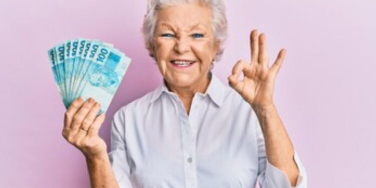 Idosos +60 tem Direito a ESTE Benefício e Muitos Não Sabem! Confira os Detalhes