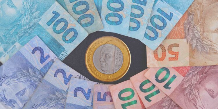 Veja como brasileiros podem conseguir R$ 300 + R$ 600 NESTE SÁBADO (13/07)