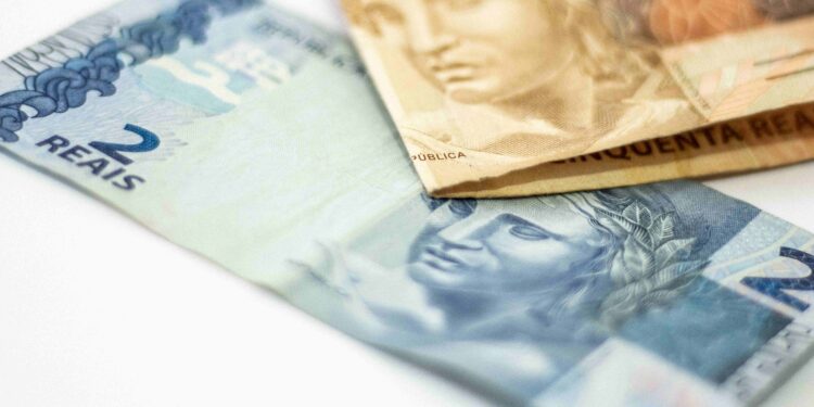 Veja como receber DOIS benefícios do governo e garantir R$ 600 + R$ 1,4 mil!