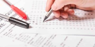 Bolsa do Governo para quem deseja estudar para concursos públicos existe? Confira!