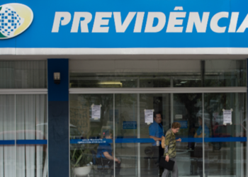 Fila de bilhões no INSS: Veja se seu nome está entre os 167 mil beneficiários que vão receber!