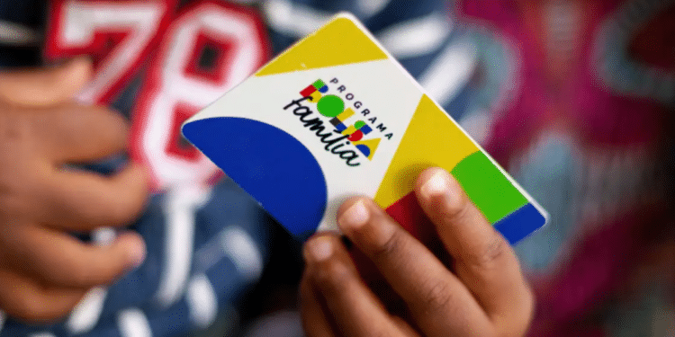URGENTE! Ministério divulga projeção de valores do Bolsa Família para 2025; confira