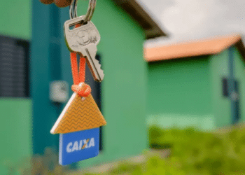 Minha Casa Minha Vida: Prefeito assina contrato para construção de 500 unidades