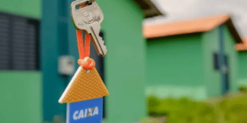 Minha Casa Minha Vida: Prefeito assina contrato para construção de 500 unidades