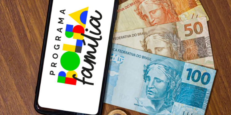 Empréstimo para beneficiários do Bolsa Família: bancos iniciam liberação este mês