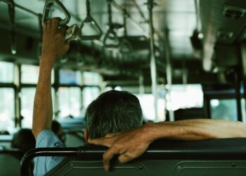 ALERTA GERAL: Pessoas acima de 60 anos terão Transporte Gratuito em 2024; Saiba Como