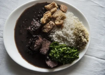 A Atualização Cadastral é Um Processo Fundamental Para Garantir a Eficácia e a Transparência do Programa Cartão Cidadão. Imagem: Agência Brasil.