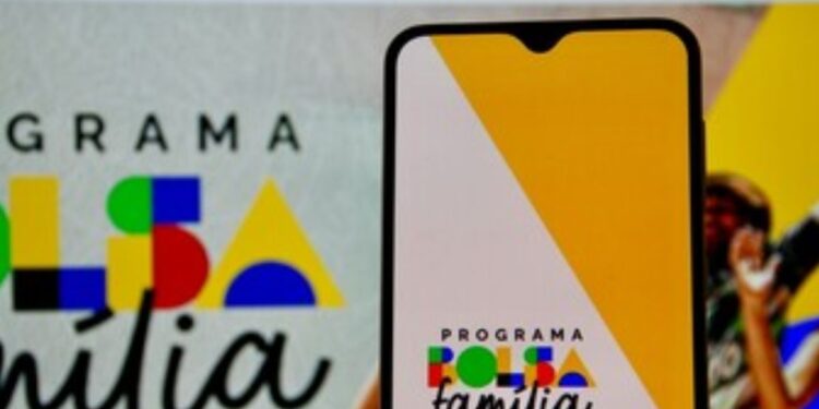 Atenção! Faltas Escolares Podem Bloquear o Bolsa Família – Saiba Quantas São Permitidas