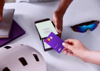 Construindo Hábitos Financeiros Saudáveis Com o Cartão Nubank. Imagem: Nubank.