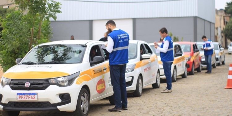 Realize seu sonho de ter a CNH de graça! Estudantes convocados pelo Detran para o Programa CNH Social 2024
