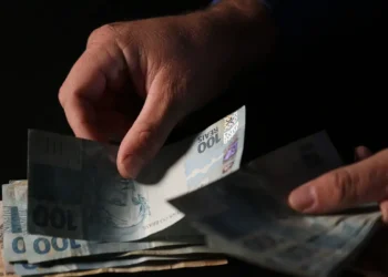 Liberação de Empréstimos Consignados para Novo Grupo do INSS Aprovada pela Câmara. Imagem: Agência Brasil.